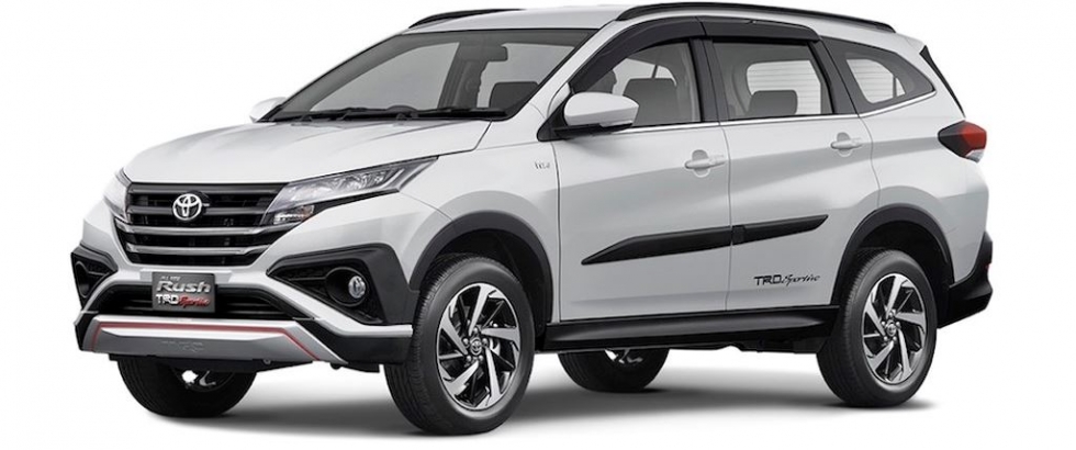 TOYOTA RUSH